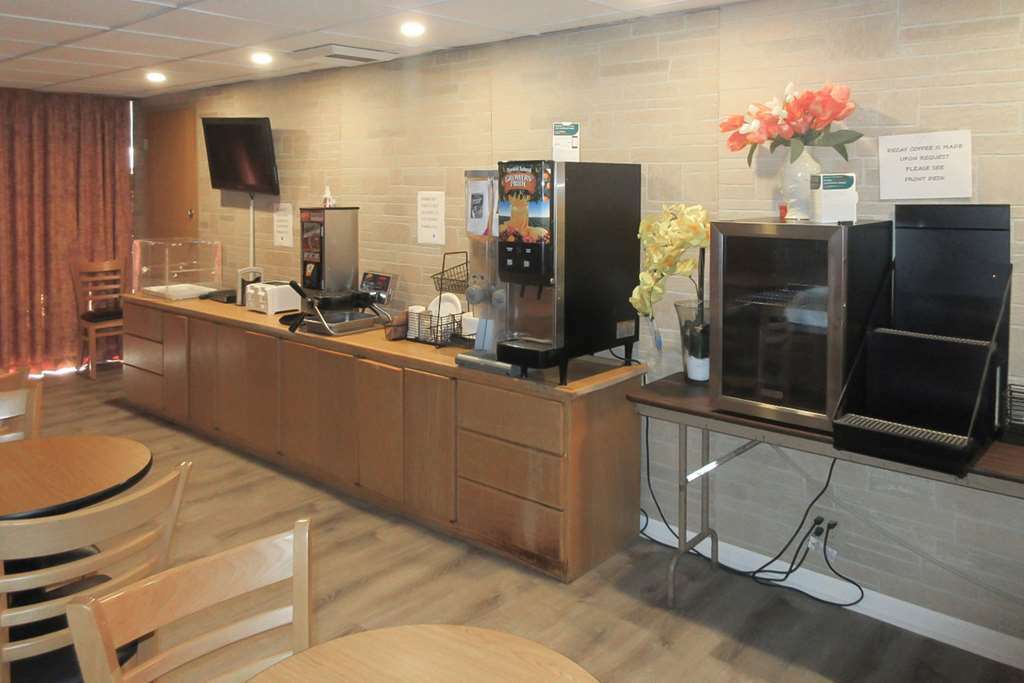 Rodeway Inn & Suites Рокфорд Ресторан фото